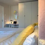 Loewenherz Homes - Bijou Апартаменты