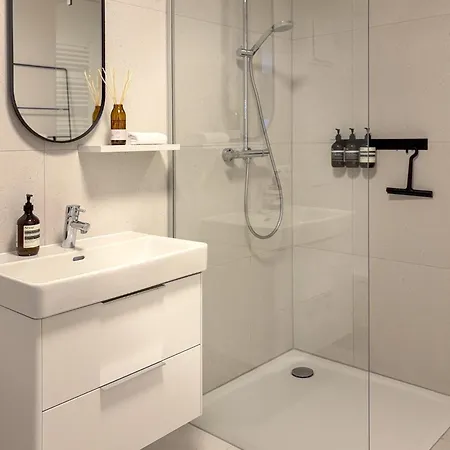 Loewenherz Homes - Bijou Appartamento *